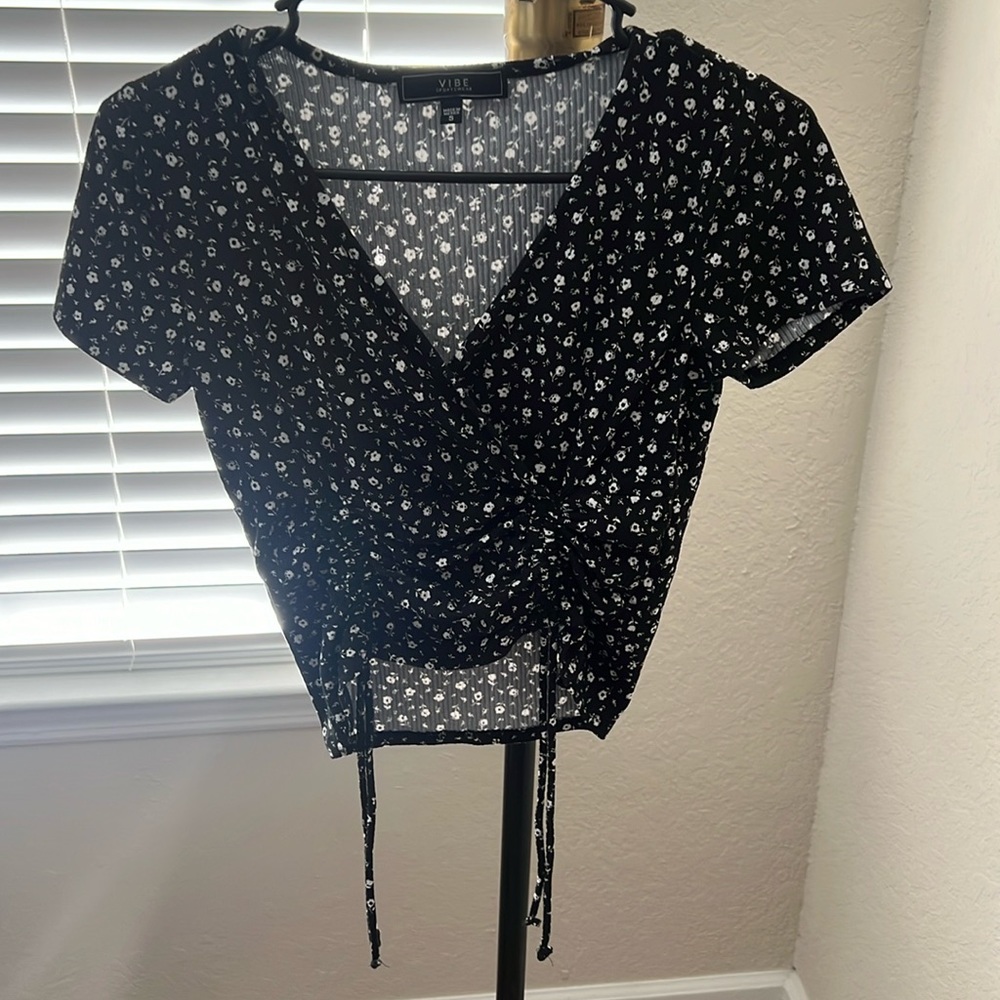 Juniors size small floral black top